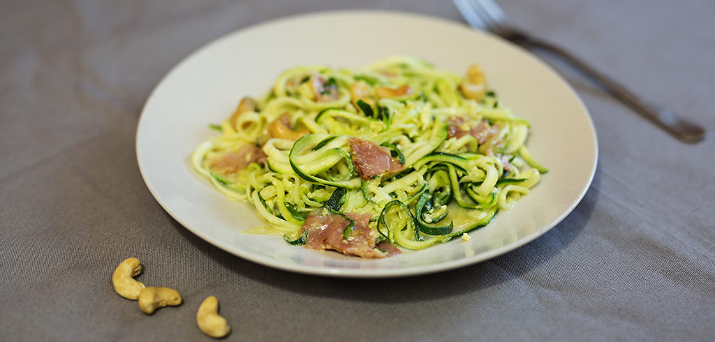 Rezeptbild zu Spaghetti Carbonara als Low Carb Variante als Abnehmrezept und zum Fettabbau