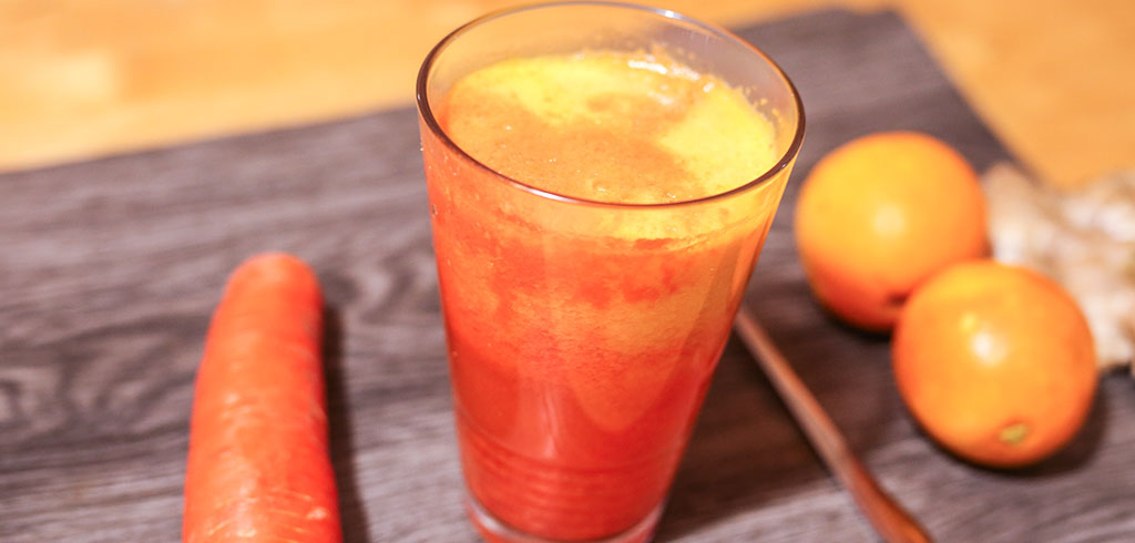 Rezeptbild zu Orangen-Karotten-Protein Smoothie als Abnehmrezept und zum Fettabbau