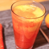 Vorschaubild für Orangen-Karotten-Protein Smoothie